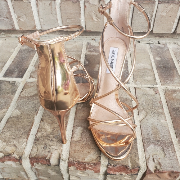Steve Madden Rose Gold Strappy Sandle Heels - Picture 4 of 8